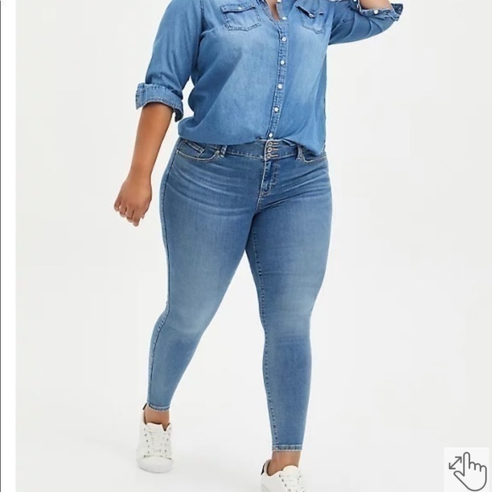Torrid Super Stretch Jegging Jeans